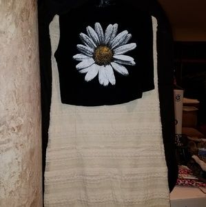 Max Studio maxi skirt  small,‎ beige